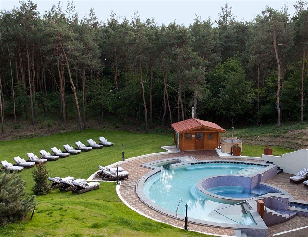 Erdospuszta Club Hotel Fenyves Debrecen Extérieur photo