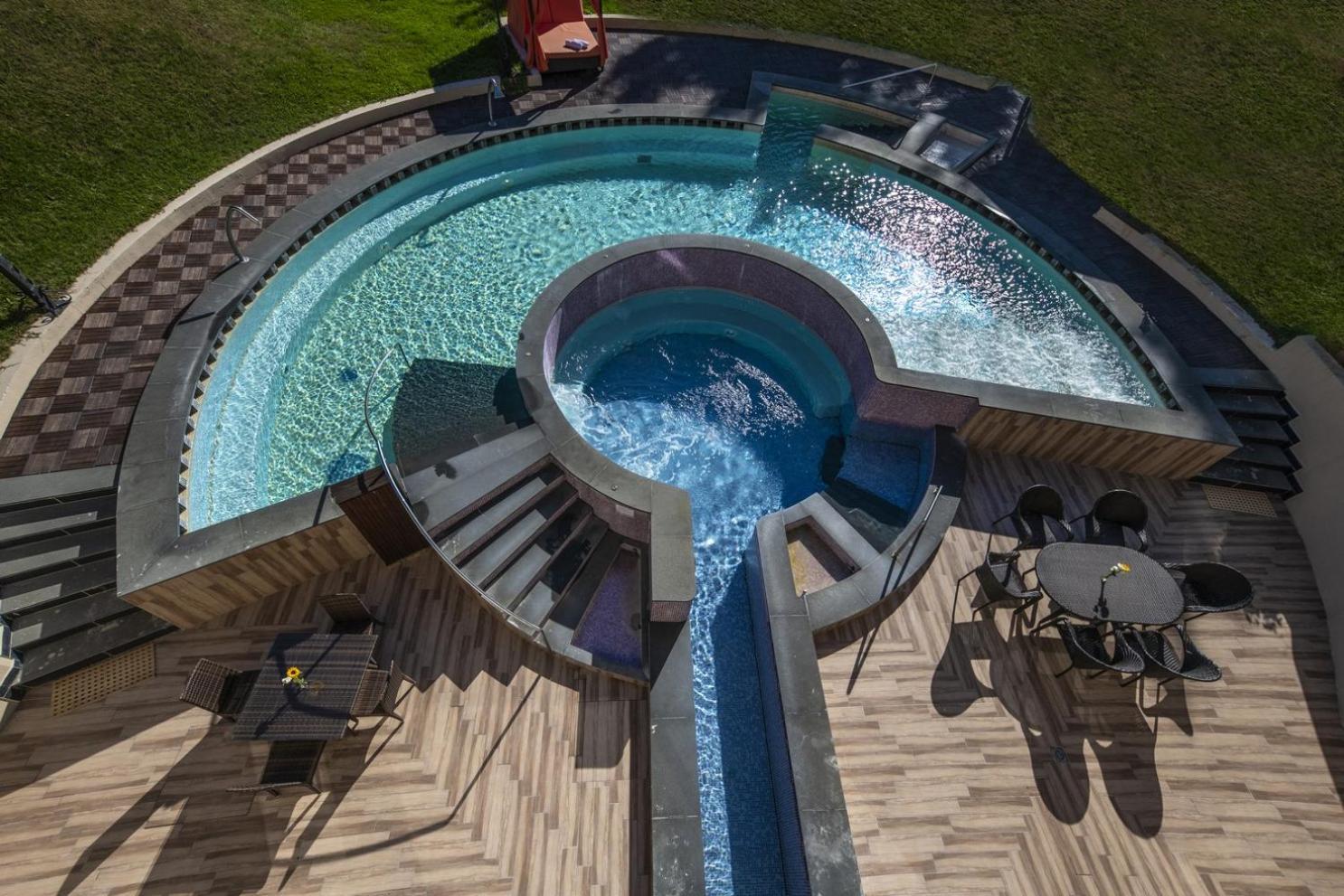 Erdospuszta Club Hotel Fenyves Debrecen Extérieur photo
